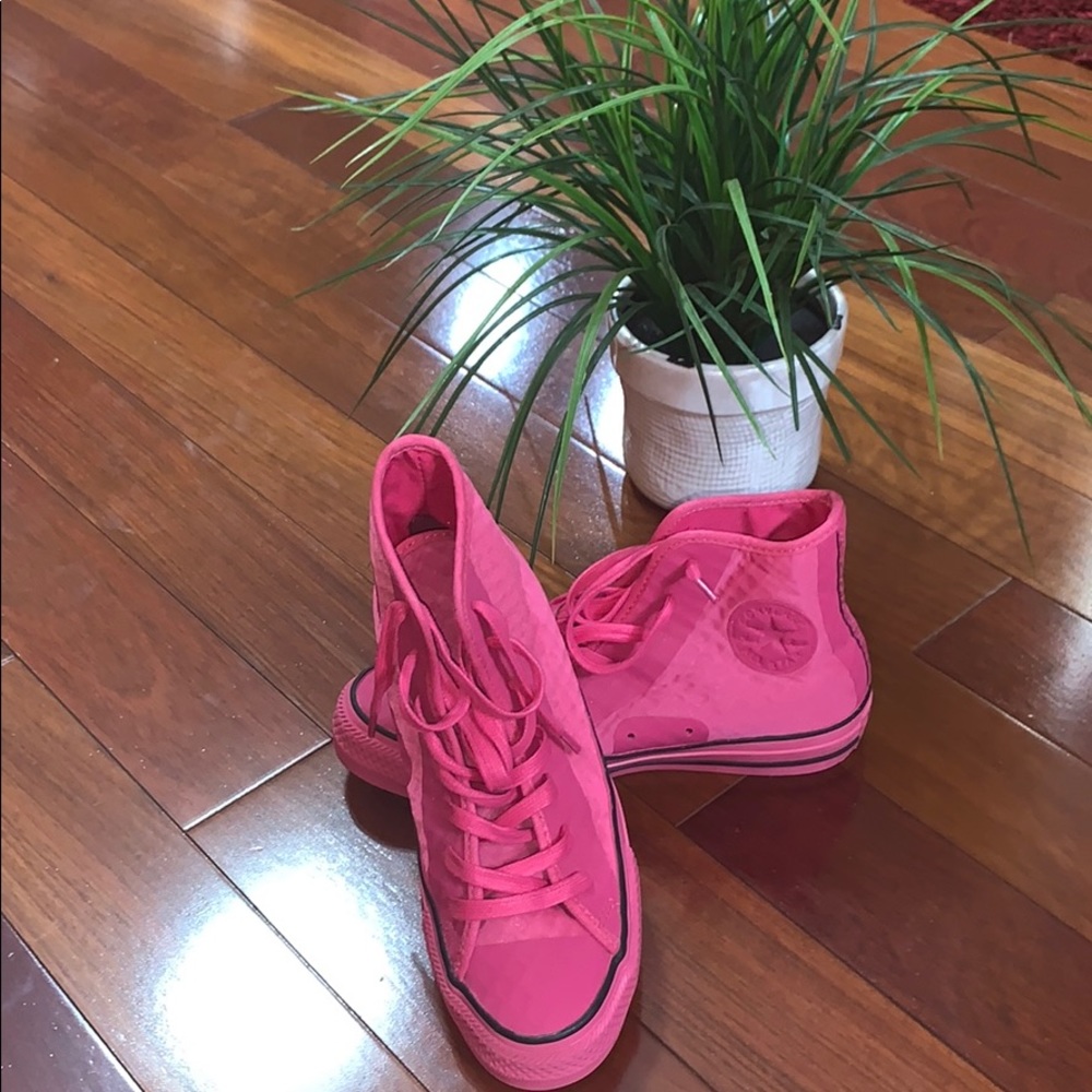 Pink High Top Converse (NWOT)